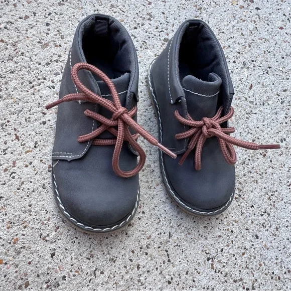 Gray Kids Shoes with Brown Laces- Boutique - Picture 4 of 4